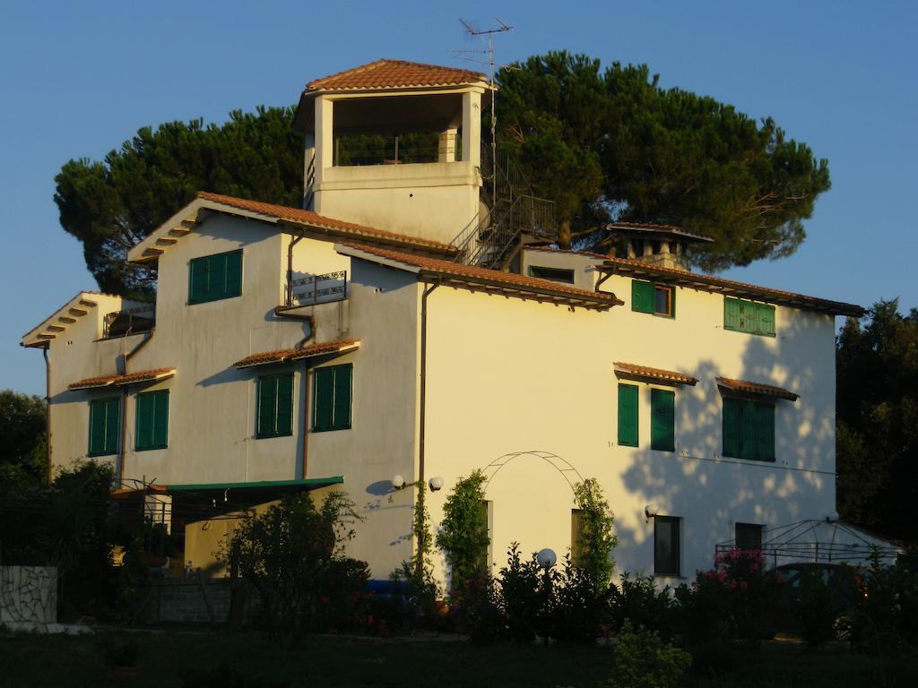 B&B La Toscana Marta Exterior foto
