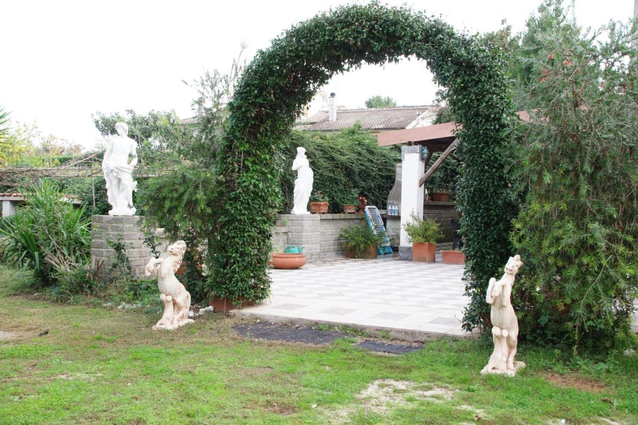 B&B La Toscana Marta Exterior foto